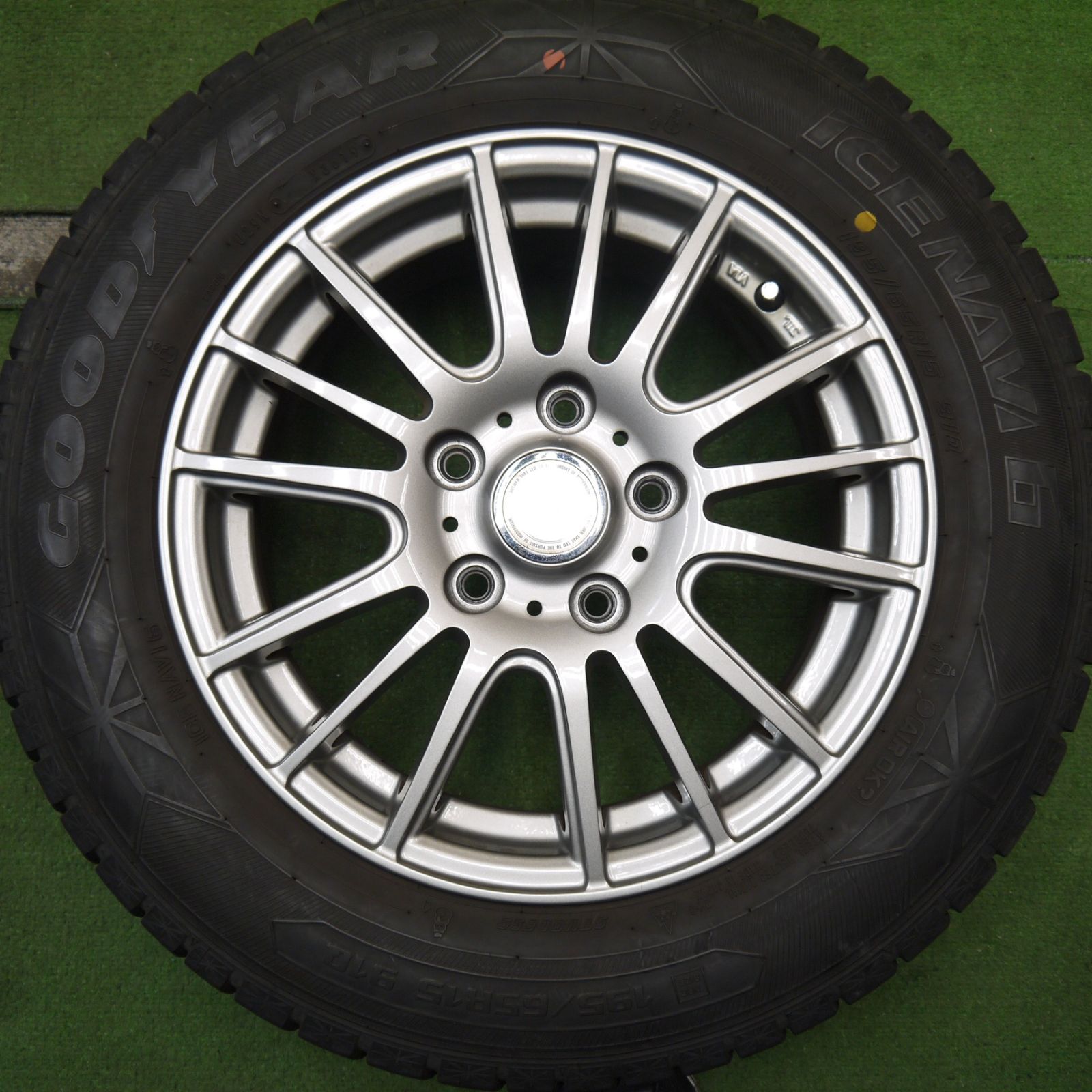 グッドイヤー　195 65 15 新車外し4本中古　15インチ　ノア、ボクシーなどに。 ③21年製〜22年製グッドイヤー中古サマータイヤ 195⁄65R15 4本セット