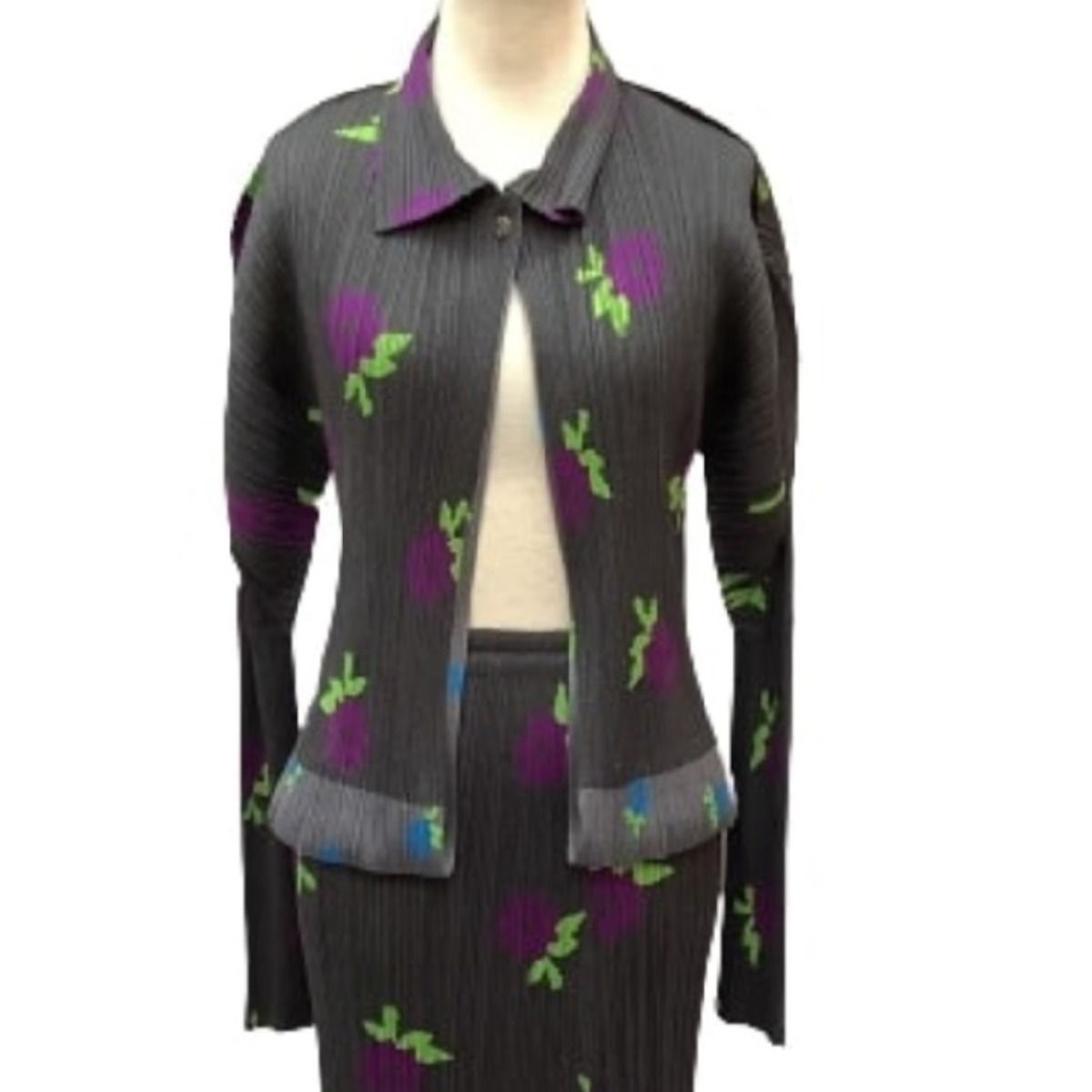 ♪♪ISSEY MIYAKE イッセイミヤケ PLEATS PLEASE ジャケット