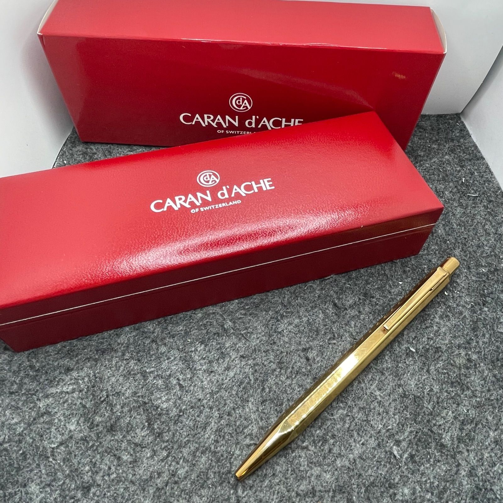 PE1273□カランダッシュ エクリドール シェブロン ノック式 ボールペン ゴールド き 筆記 済み