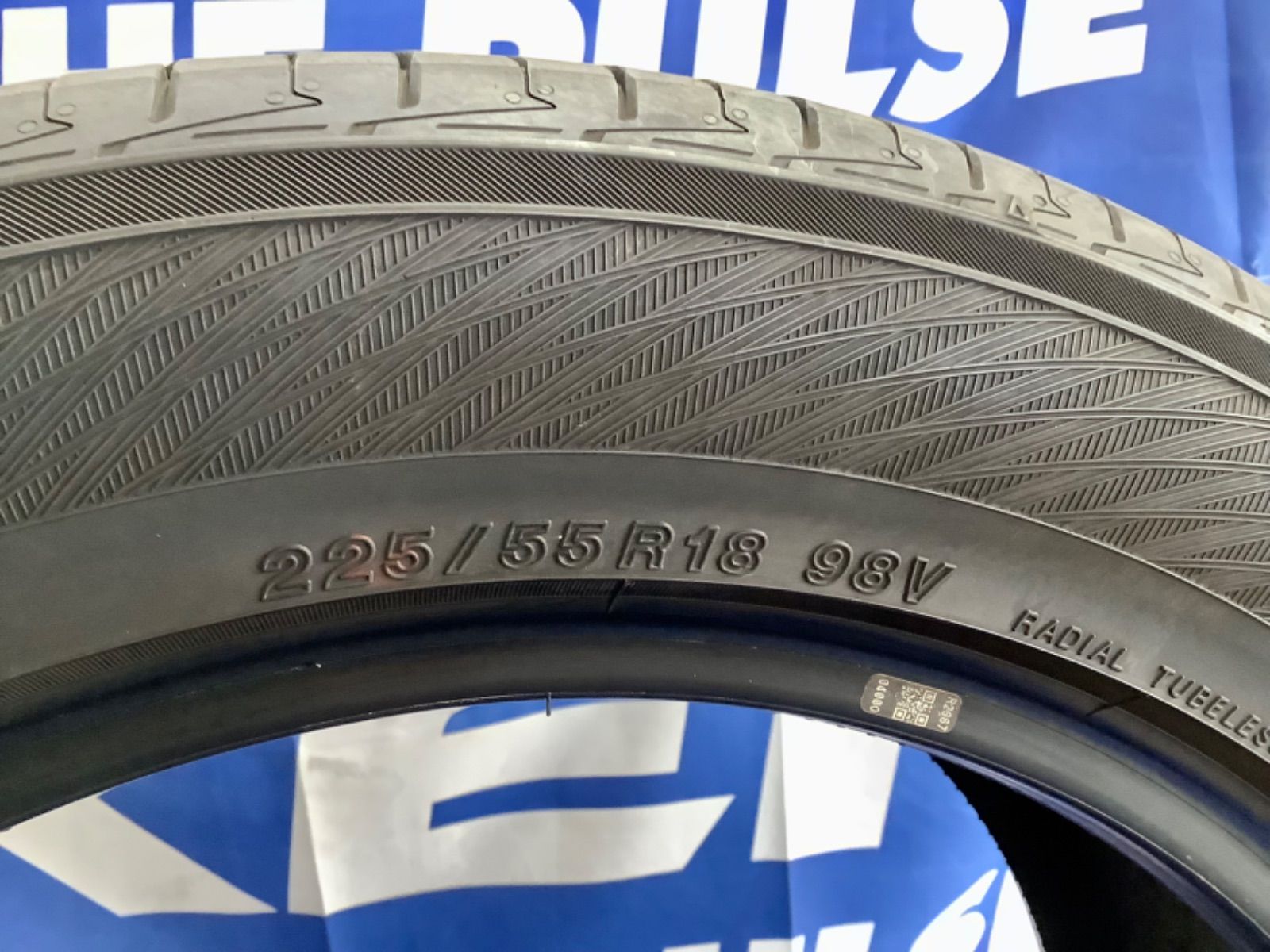 送料込み］225/55R18 YOKOHAMA ADVAN dB V552 ヨコハマ アドバン 中古