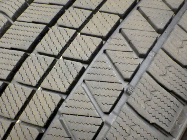 VRX3●245 45R19●4本