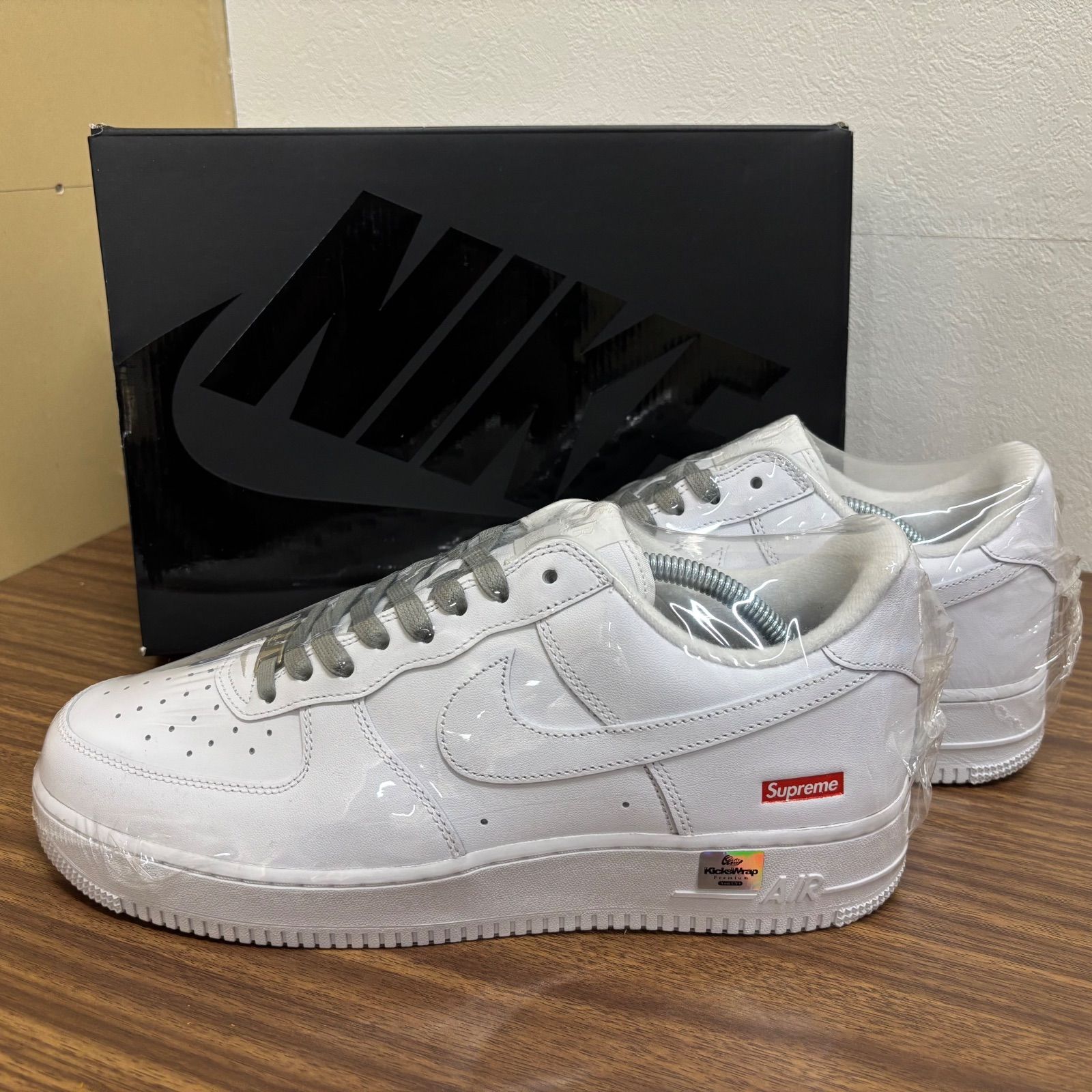 SUPREME (未使用) NIKE Supreme ナイキ シュプリーム AIR FORCE 1 LOW 