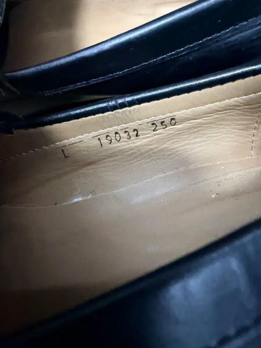 ビブラムソール シューズ