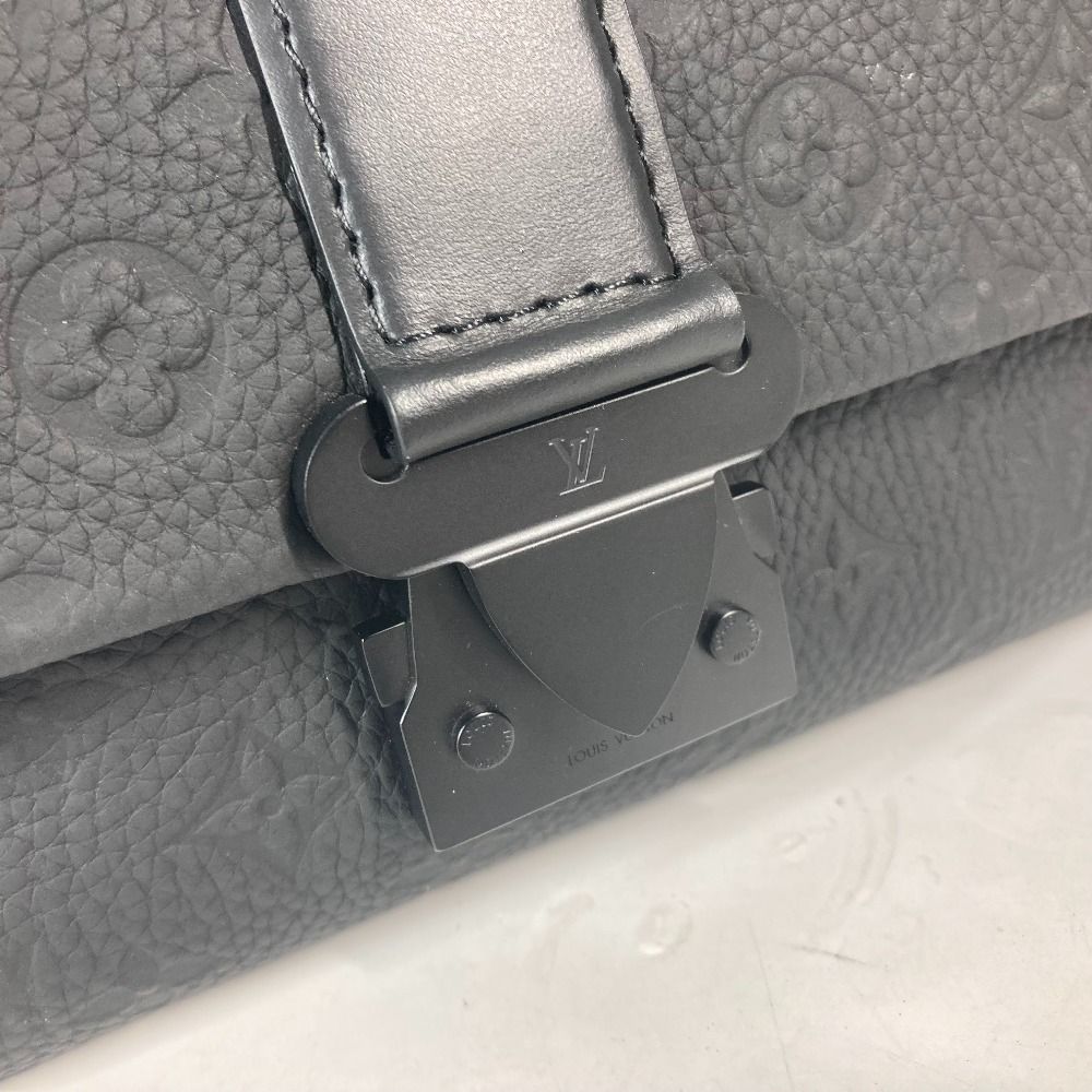 ジミーチュウ JIMMY CHOO ショルダーバッグ スカイバッグ ブラック