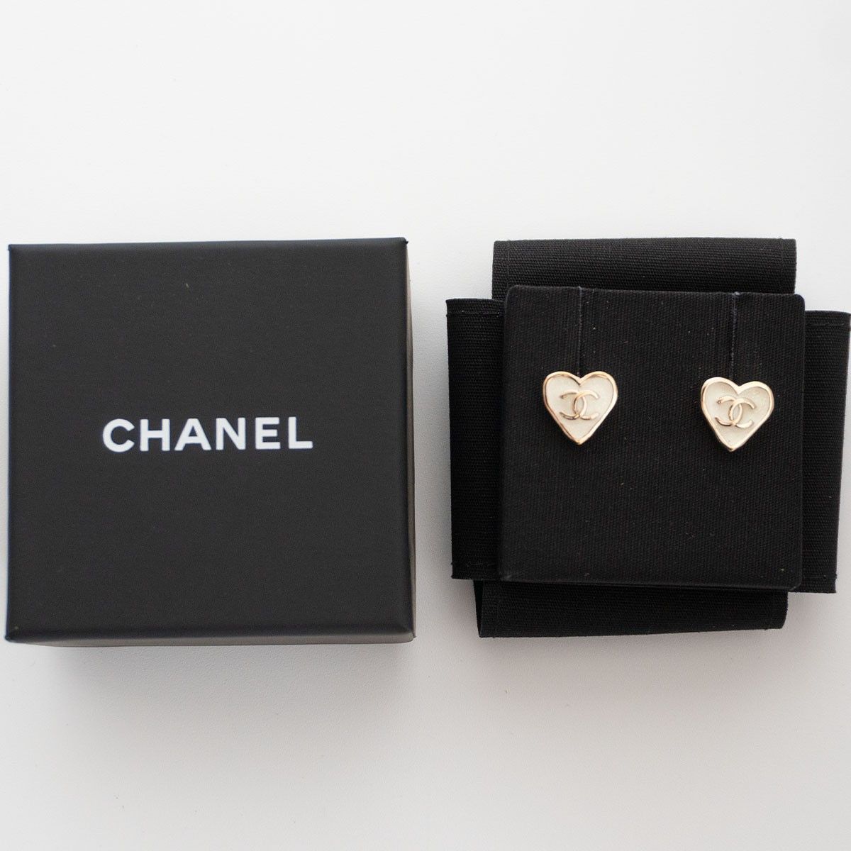 最 CHANEL ハート ピアス ココマーク シャネル アクセサリー 25090892