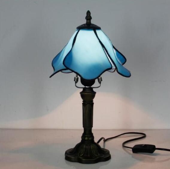 コイズミ　イルムシャンデリア5灯 フラワーガラスシェード コイズミ イルムシャンデリア5灯 フラワーガラスシェード コイズミ