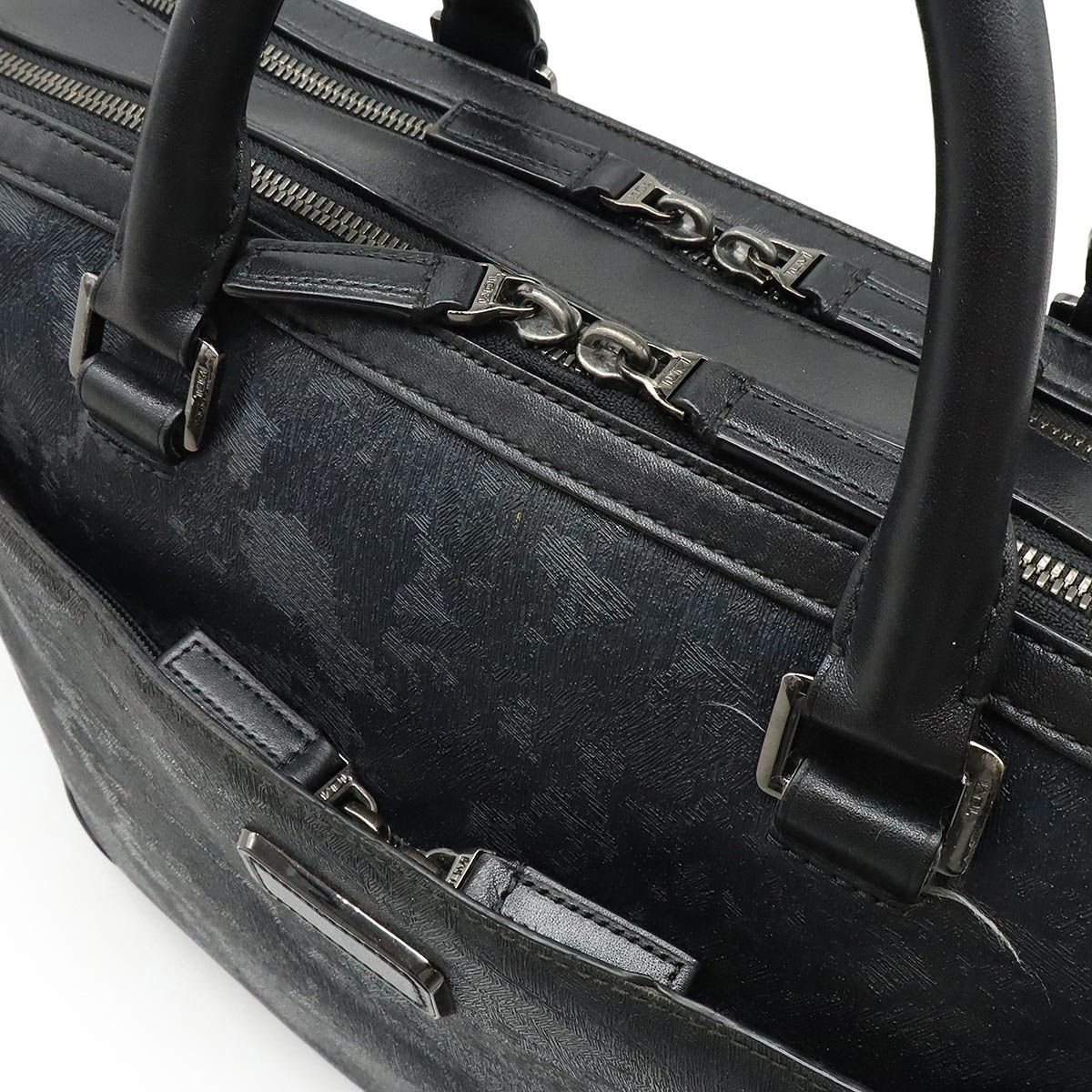 TUMI トゥミ COURTLAND コートランド ミディアム ブリーフ ビジネス 