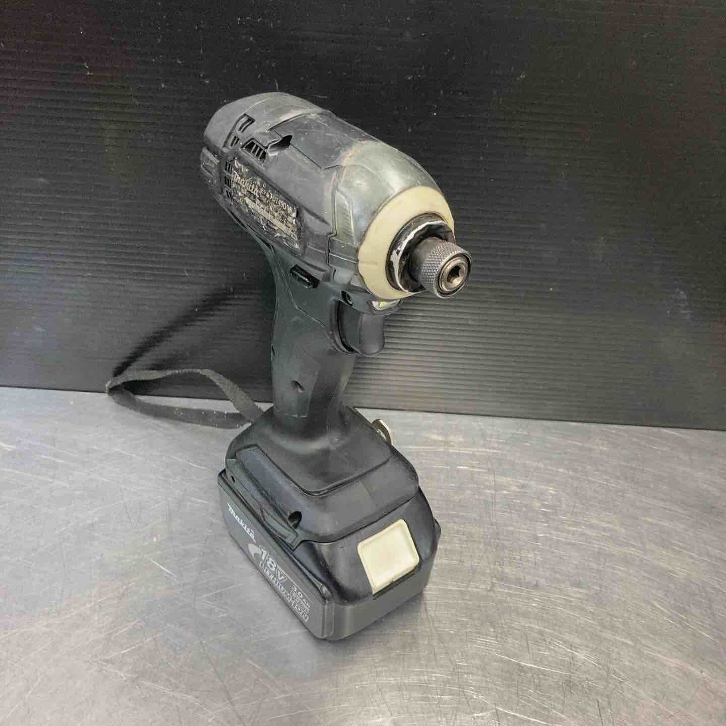 バッテリー1個付属