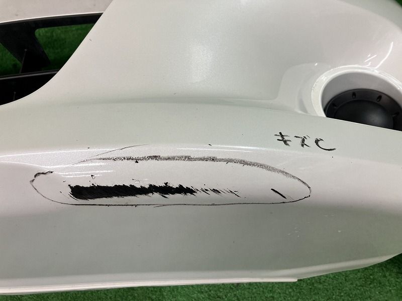 セレナ NC26 フロントバンパー 20X 4WD 62022-1VA1A QAB - メルカリ 