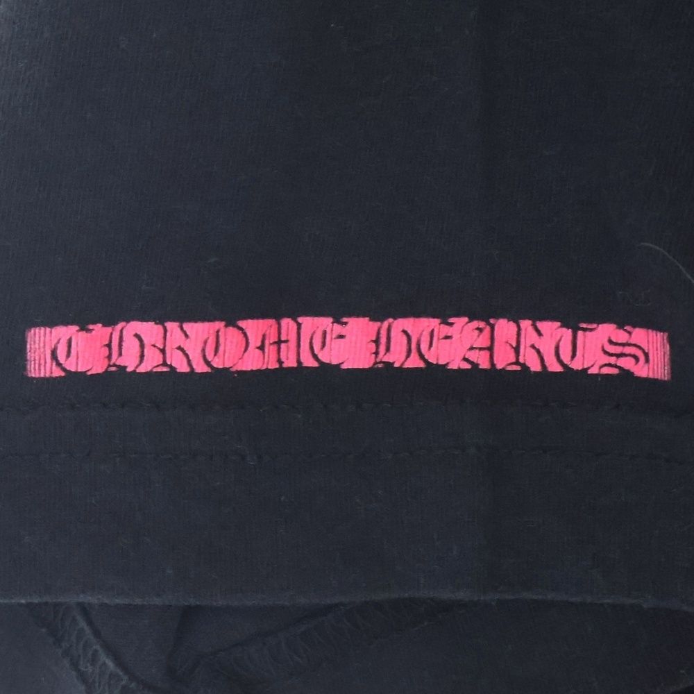 美品 クロムハーツ Chrome Hearts Pink Logo Tee クロムハーツ ピンク スクロール ロゴ T シャツ - SHENGLI ROAD
