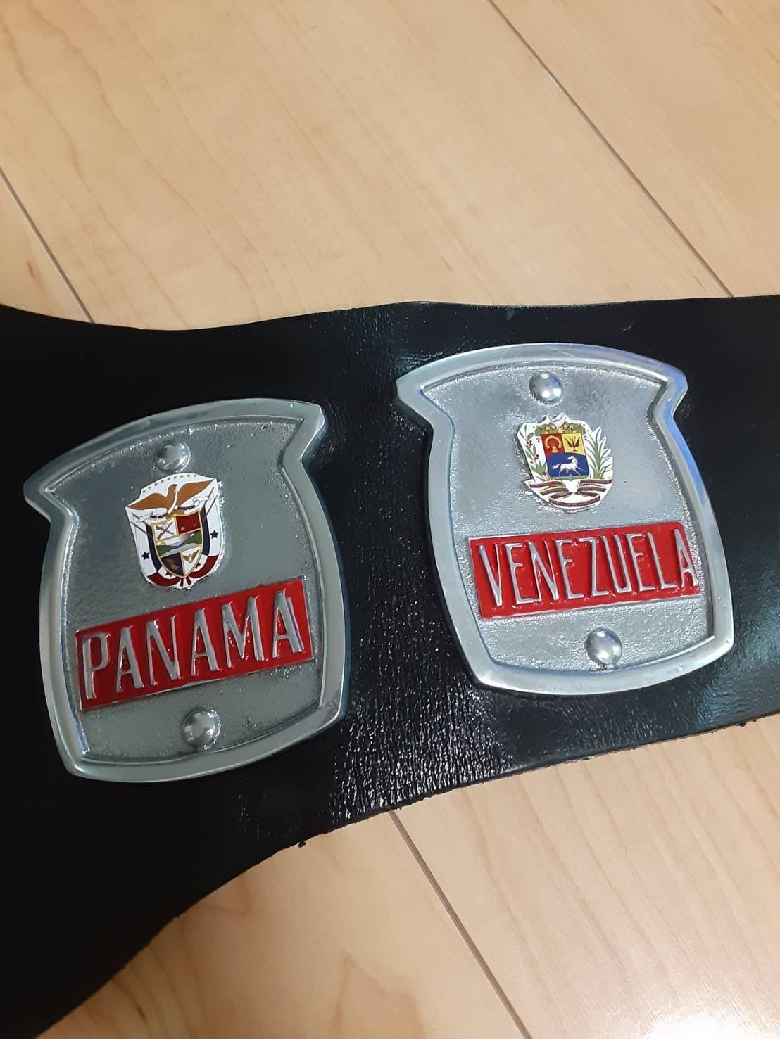 プロレス チャンピオンベルト