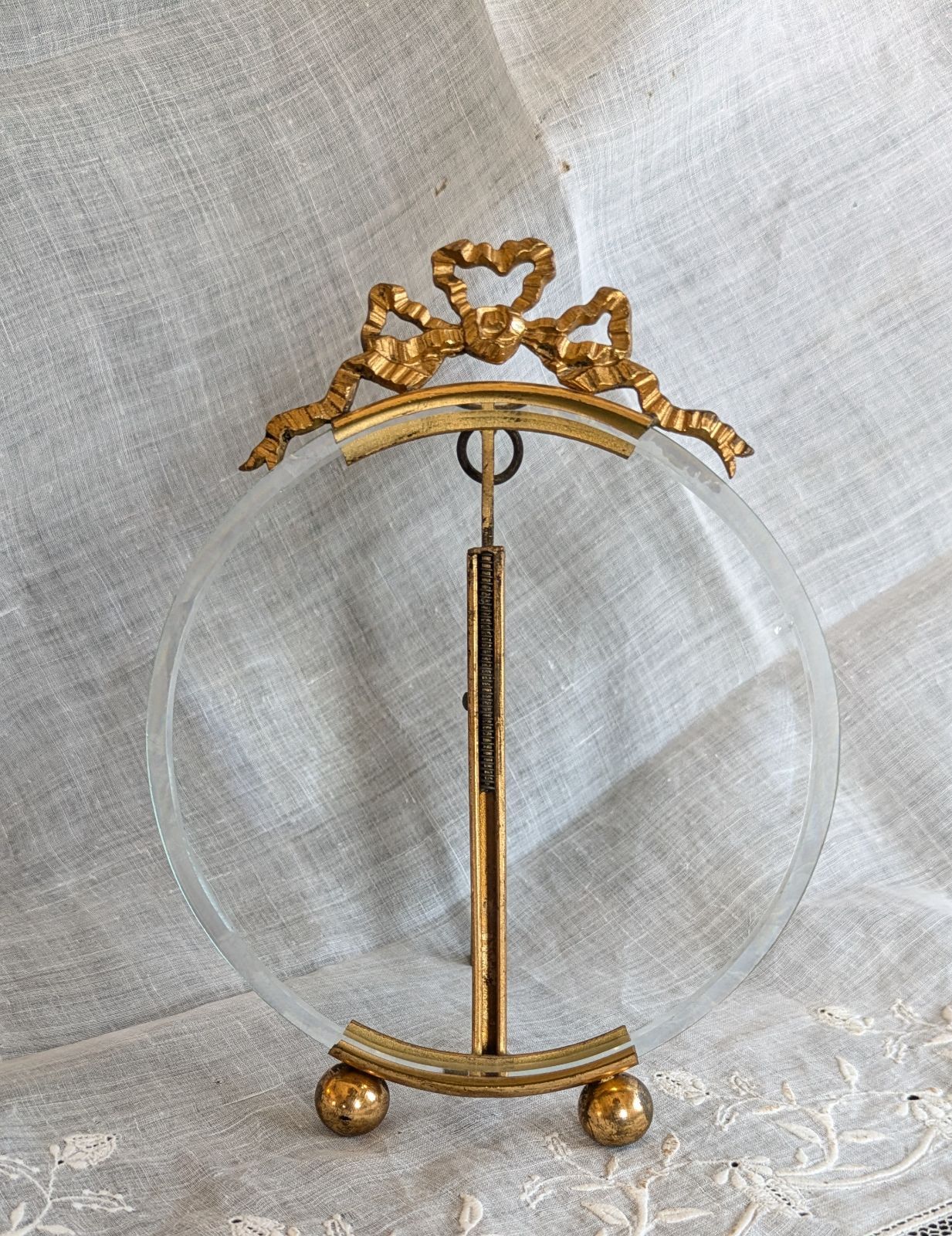 フランス 最新 アンティーク リボン バベルガラス フォトスタンド 写真