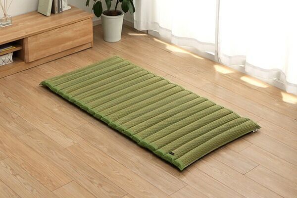 い草 マット クッション ポコポコ くつろぎ お昼寝 グリーン 約70×150cm