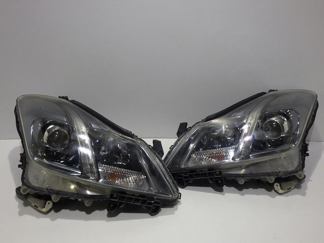 トヨタ　カムリ　50系　前期　純正ヘッドライト トヨタ カムリ ヘッドライト 左 右 両側 HID 前期 純正ヘッドライト