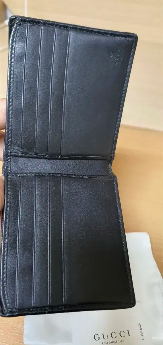 GUCCI