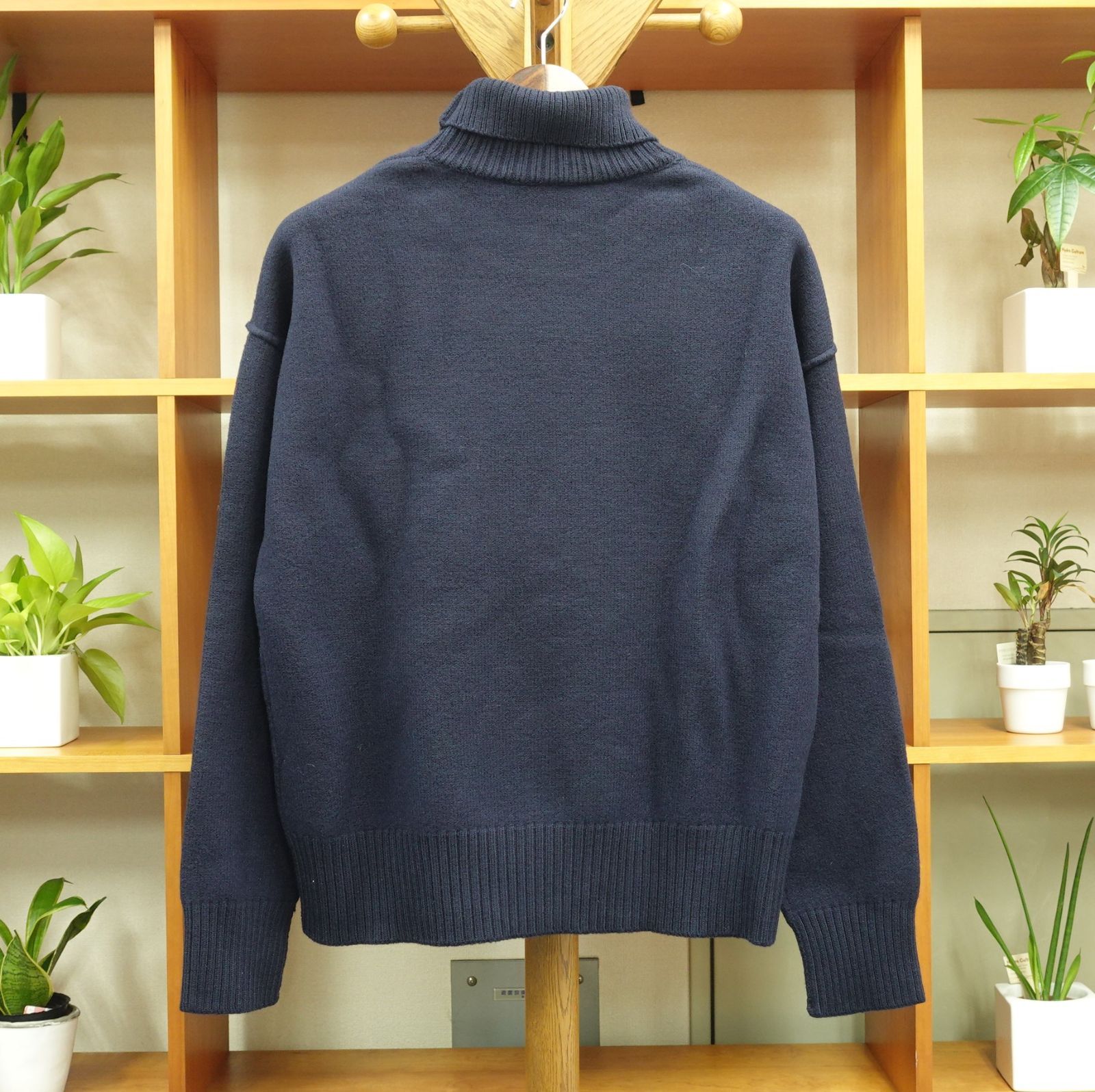 AMI PARIS【 新品・未使用・海外仕入】日本未発売カラーナイイトブルー ...