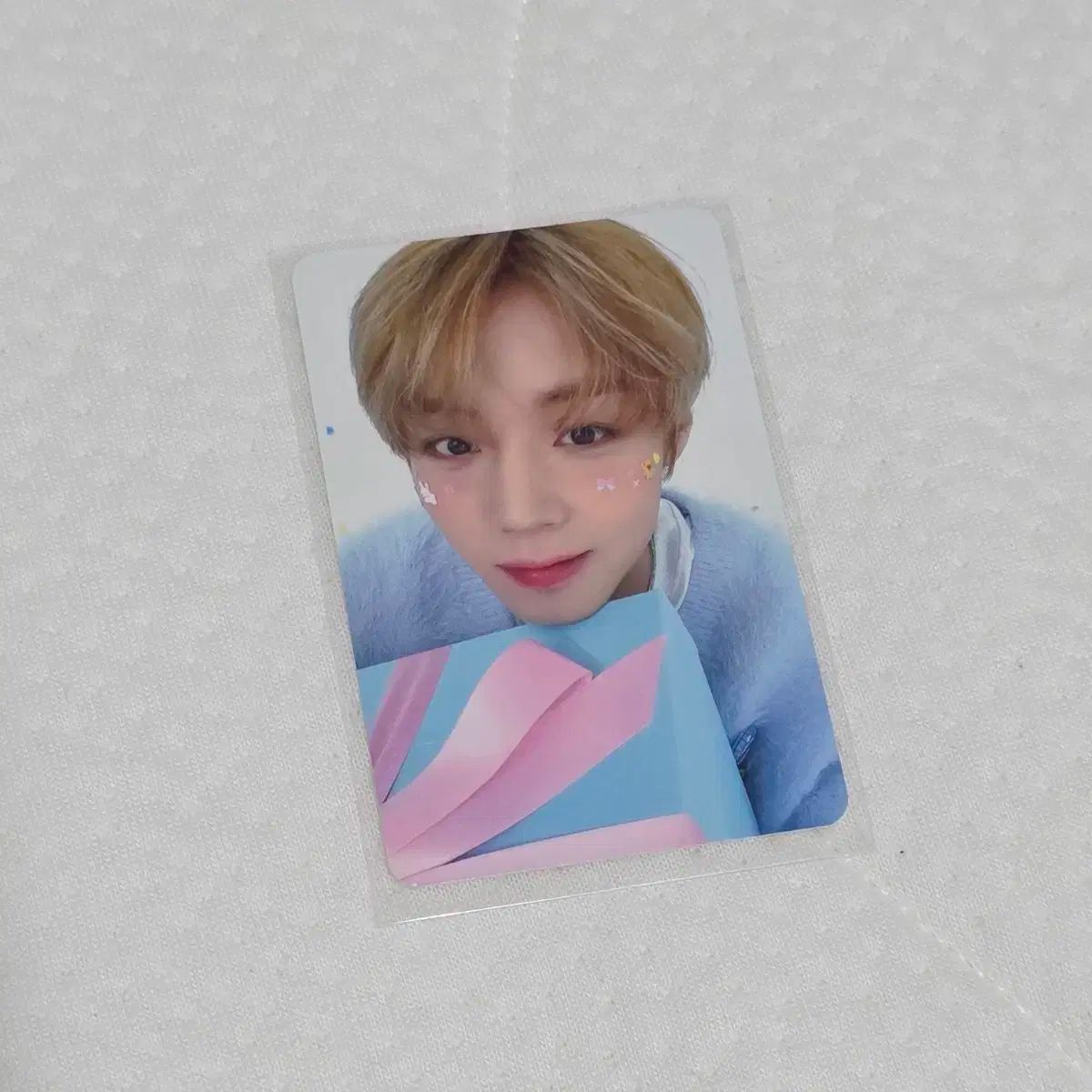 パク・ジフン(PARK JIHOON) 2025 センイルカフェ ビーズストラップ