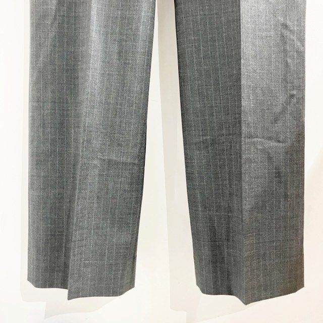 【美品✨】バーバリーロンドン　センタープレス　パンツ　ライトグレー バーバリー ロンドン BURBERRY LONDON 美品 スラックス パンツ