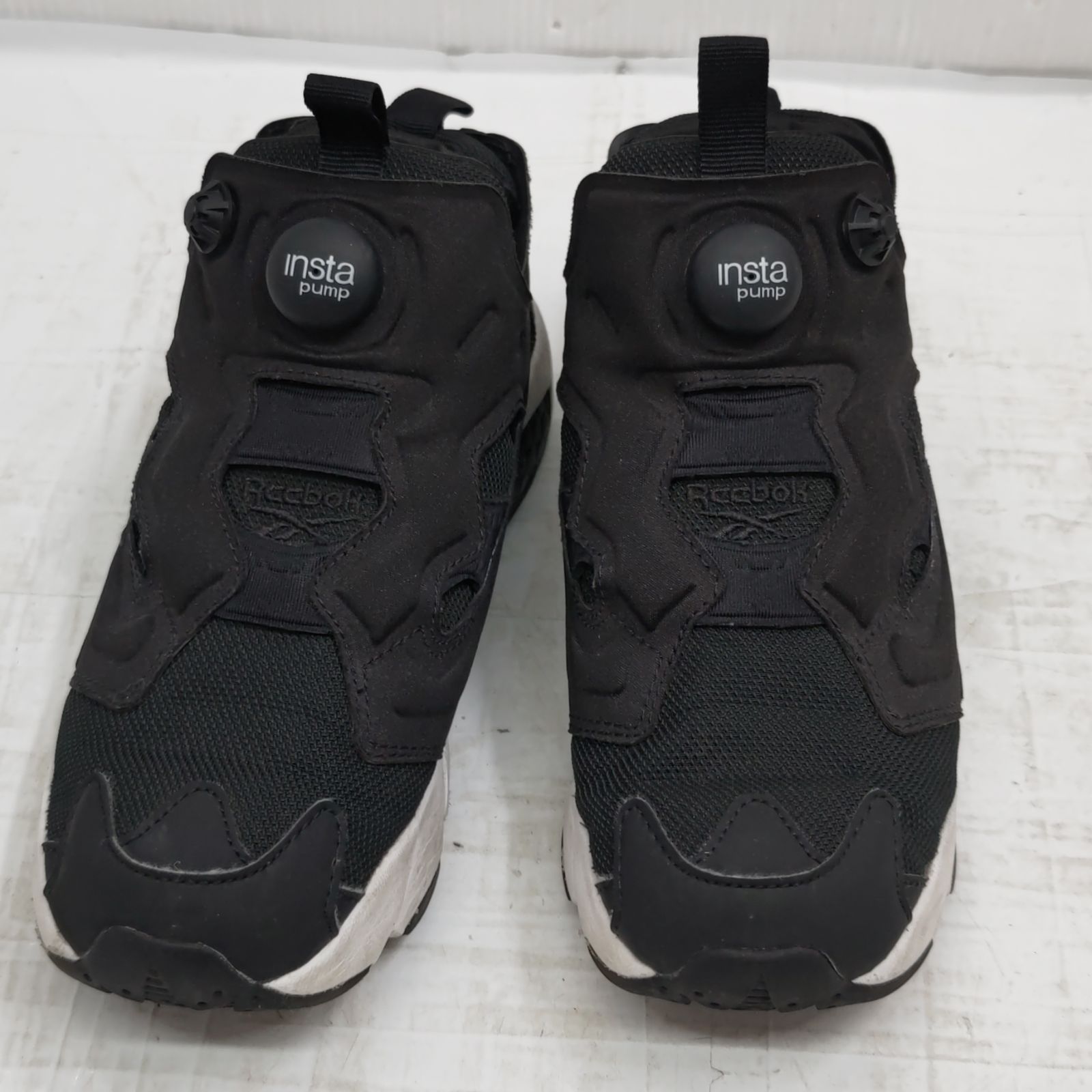 h61080　Reebok リーボック　インスタポンプフューリー　スニーカー　靴　ブラック　DV6985　23.5cm　良品