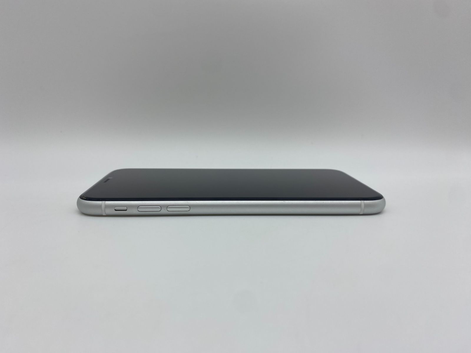 057 iPhone XR 64GB 新品バッテリー100%/シムフリー iPhone XR レッド64GB SIMフリーバッテリー100% おまけ付き