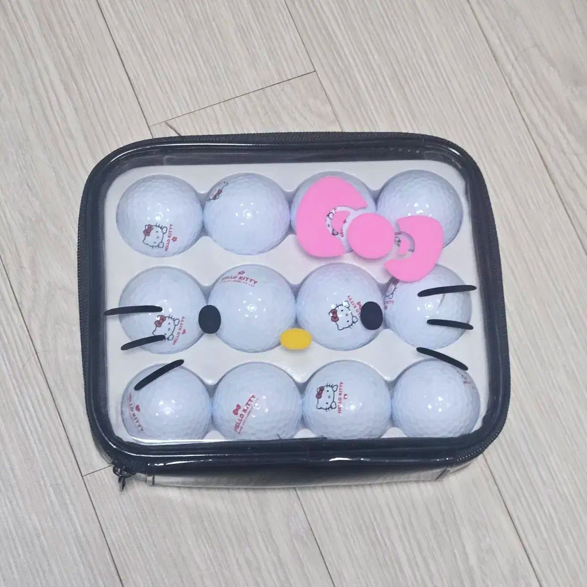 ハローキティ　ジュニア　ゴルフ　5本セット　マーカー　ティー　ゴルフボール付き 今日のみ 5 1万ウォン ） サンリオ Hello Kitty ハローキティ