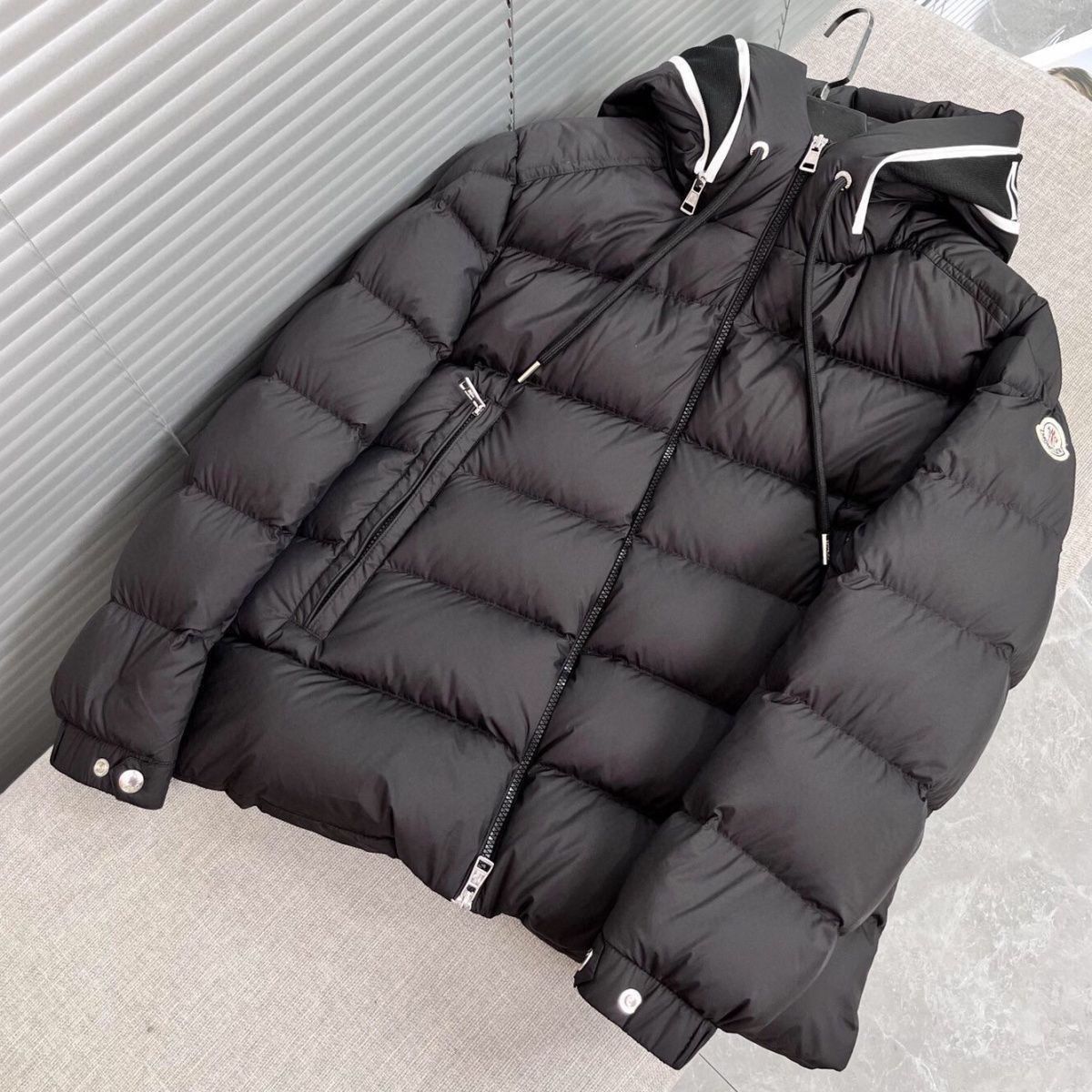 ダウンジャケット｜