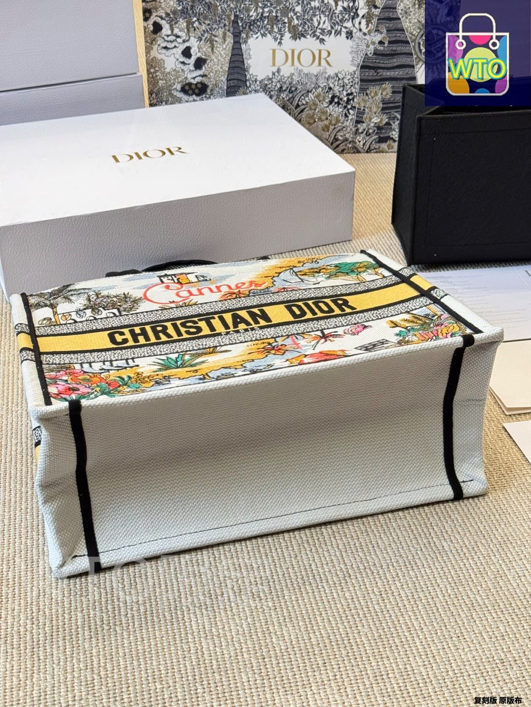 今日特価】Dior ディオール 25SSブタフライ刺繍ブックトート