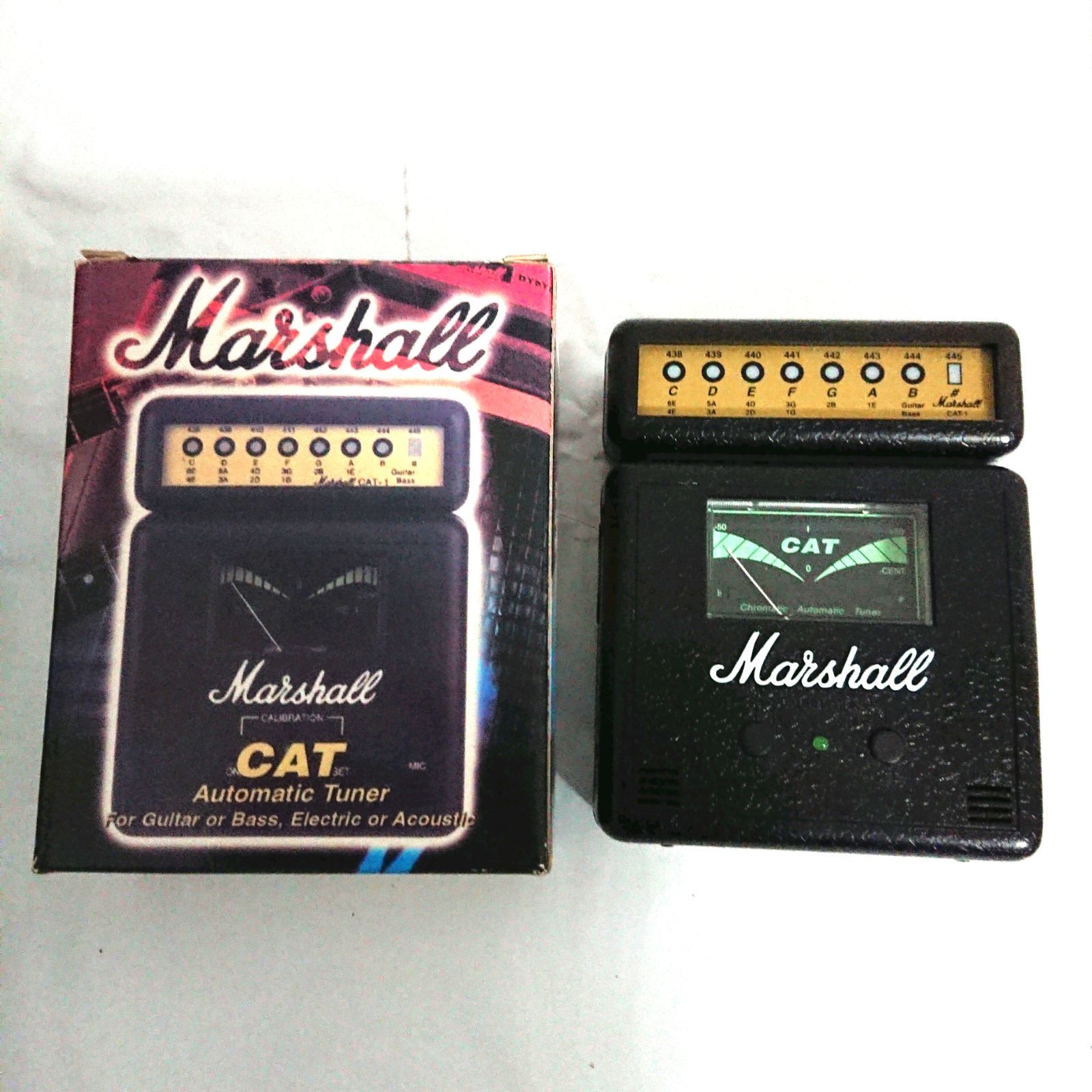 Marshall マーシャル  C.A.T.  アンプ型  ギター チューナー  エレキギター アコースティックギター  ベースも使用O可能   置き型 ミニチューナー 9V電池