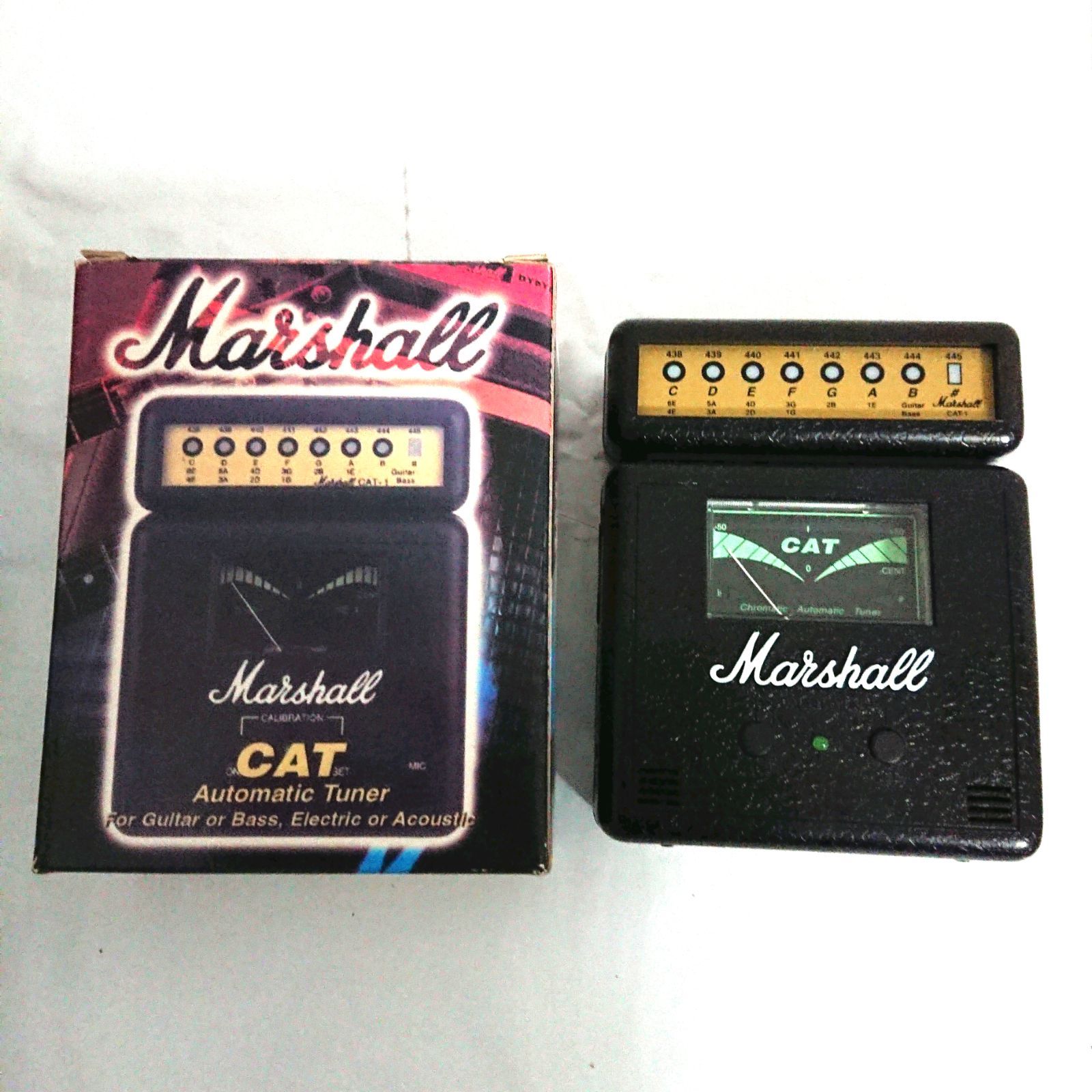 Marshall マーシャル C.A.T. アンプ型 ギターチューナー エレキギター アコースティックギター ベースも使用O可能 置き型  ミニチューナー 9V電池