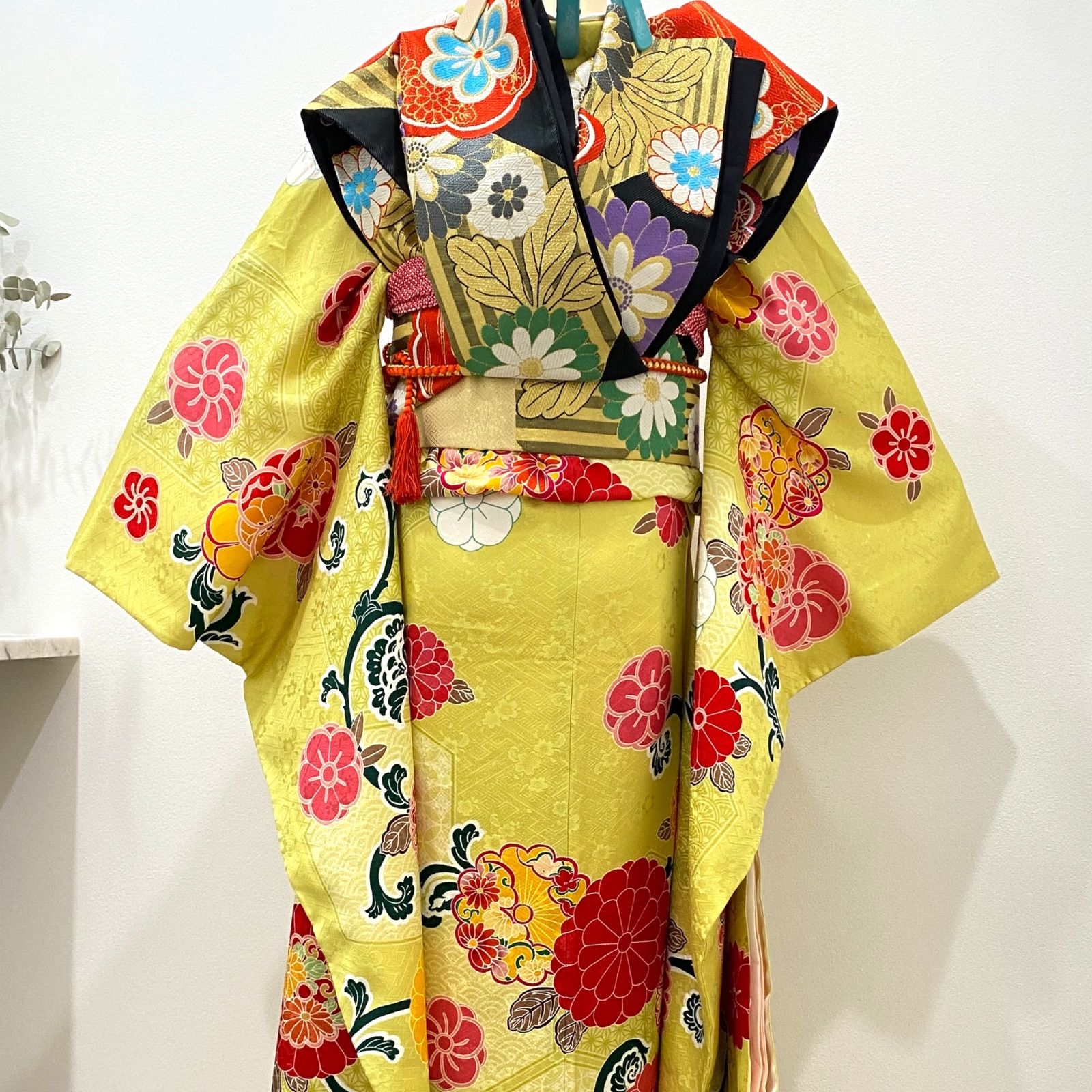 振袖セット　❣️お得なセット❣️　茶&黄色　正絹　振袖　成人式 楽天市場】【成人式 振袖 レンタル】RS1733 正絹 黄色 雲取り松