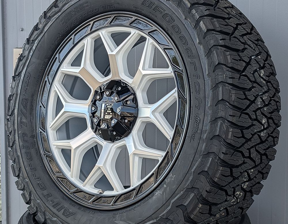 ランクル250 ランクル300 20インチ LEXXEL InFerno BF Goodrich KO3 275 55R20 275 60R20 285 55R20