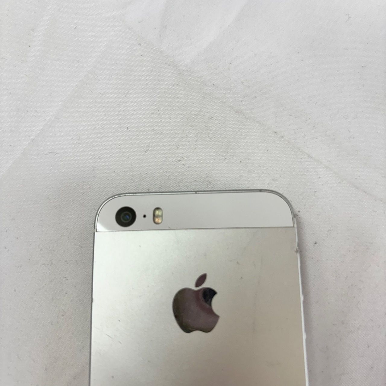 Apple iPhone SE 第一世代 シルバー simフリー ジャンク 266 iPhone SE