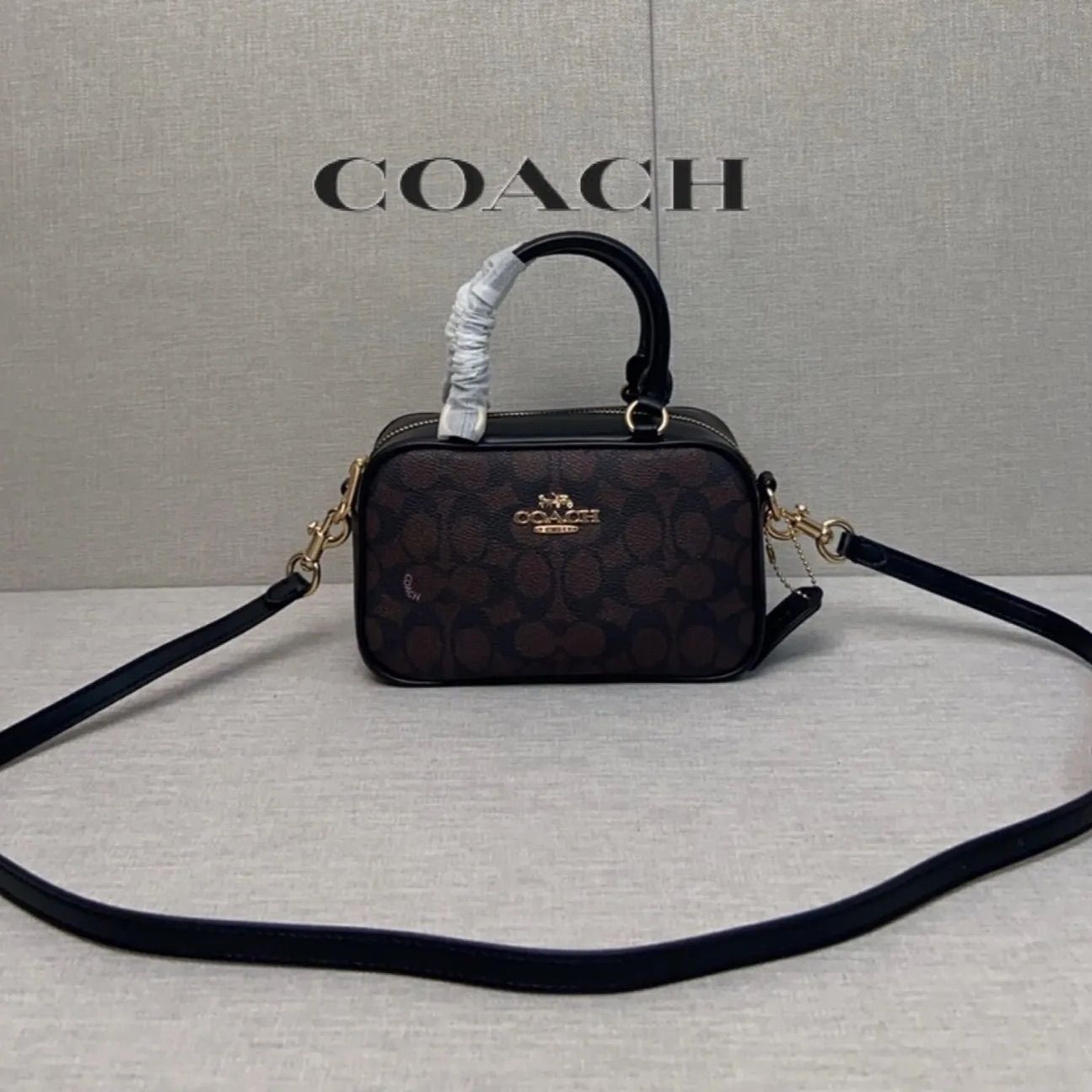 新品未使用 コーチ COACH ショルダーバッグ ハンドバッグ CW197