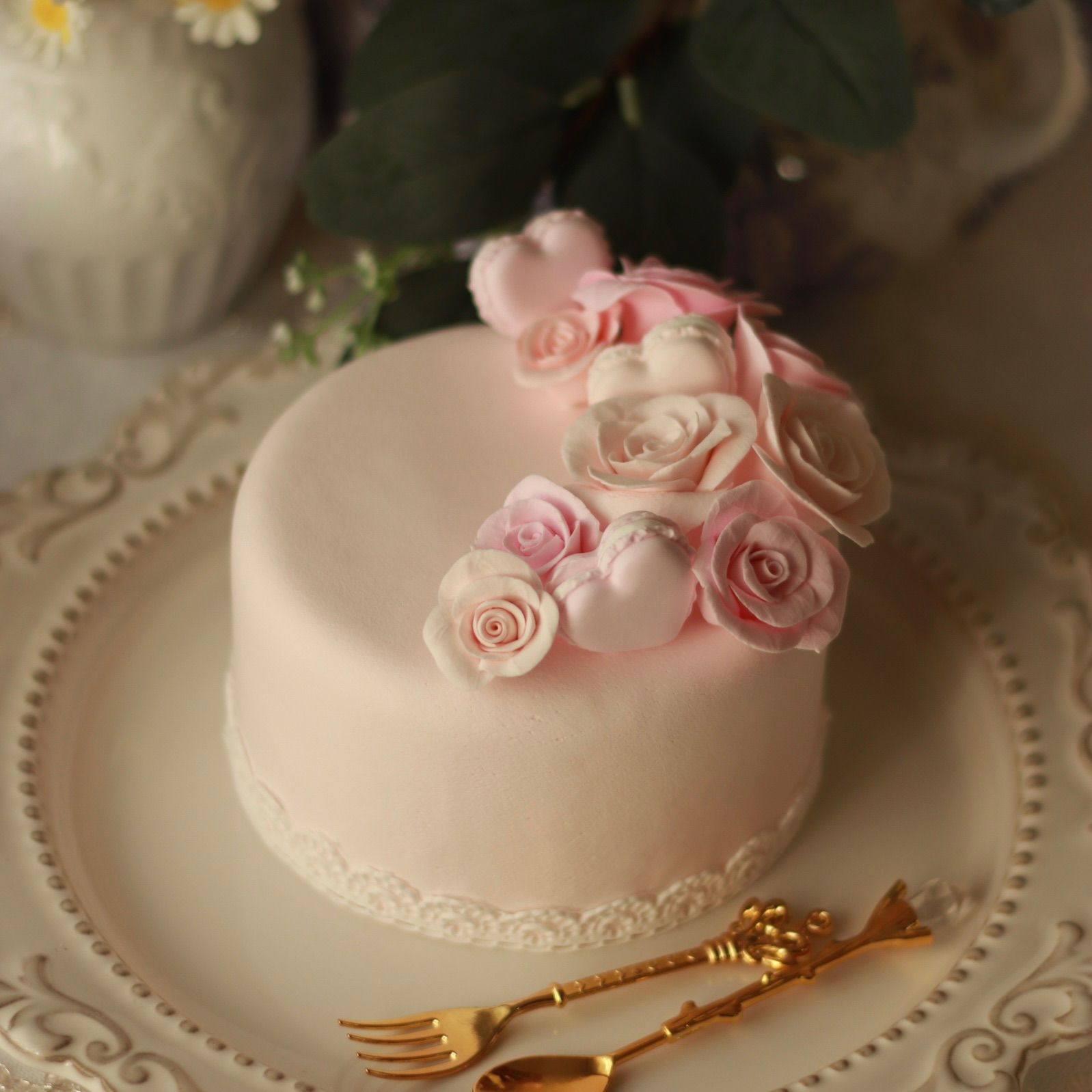 グレイッシュなバラのクレイケーキ グレイッシュなバラのクレイケーキ