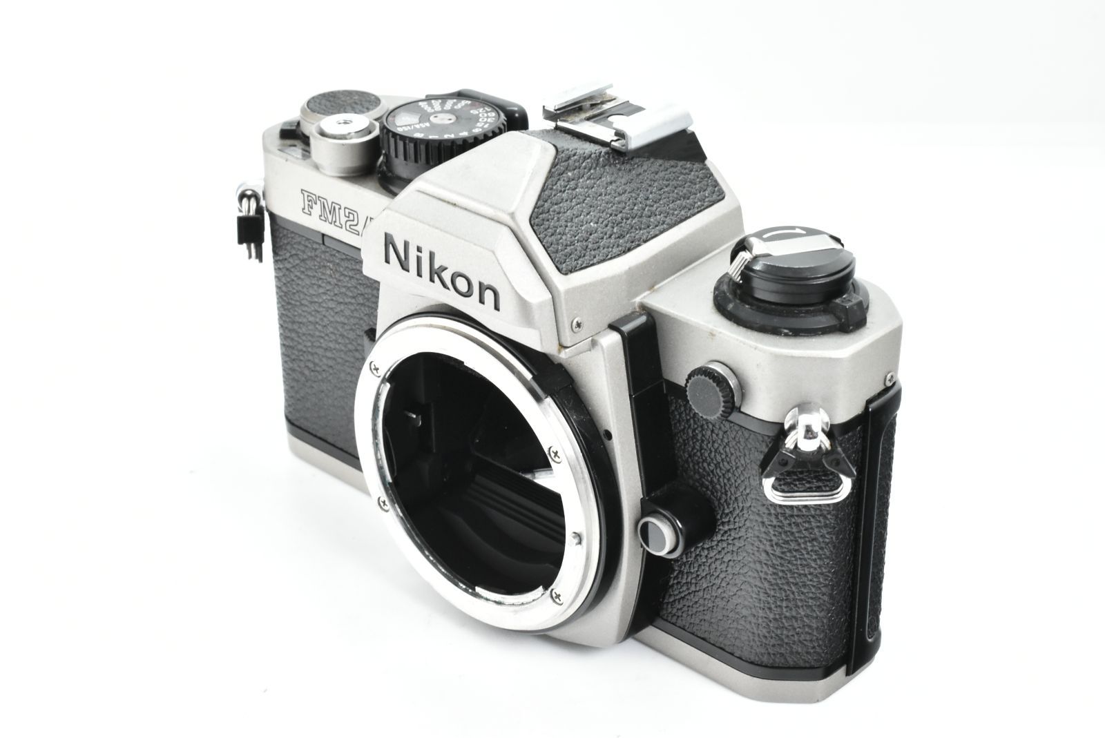 フィルムカメラ Nikon FM2 ニコンNew FM2 シンプルかつ使い勝手のいいフィルムカメラ｜渡邊博士