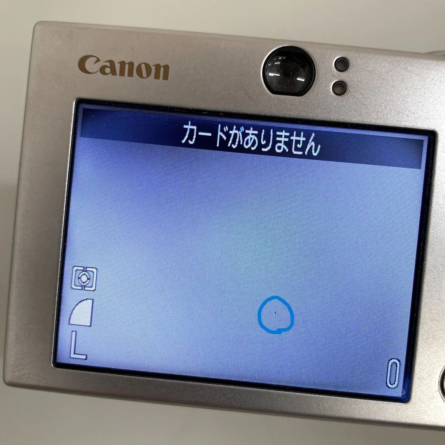 Canon IXY