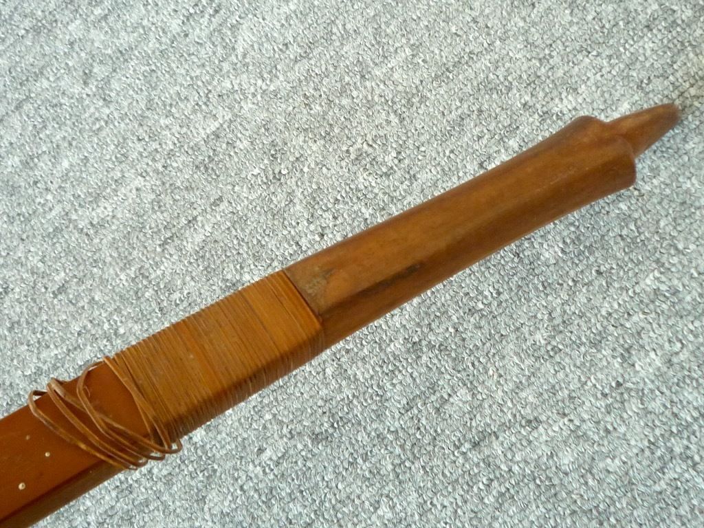 弓道 和弓 竹弓 弓 楠見蔵吉? 在銘 竹製 煤竹 全長約222cm 弓袋