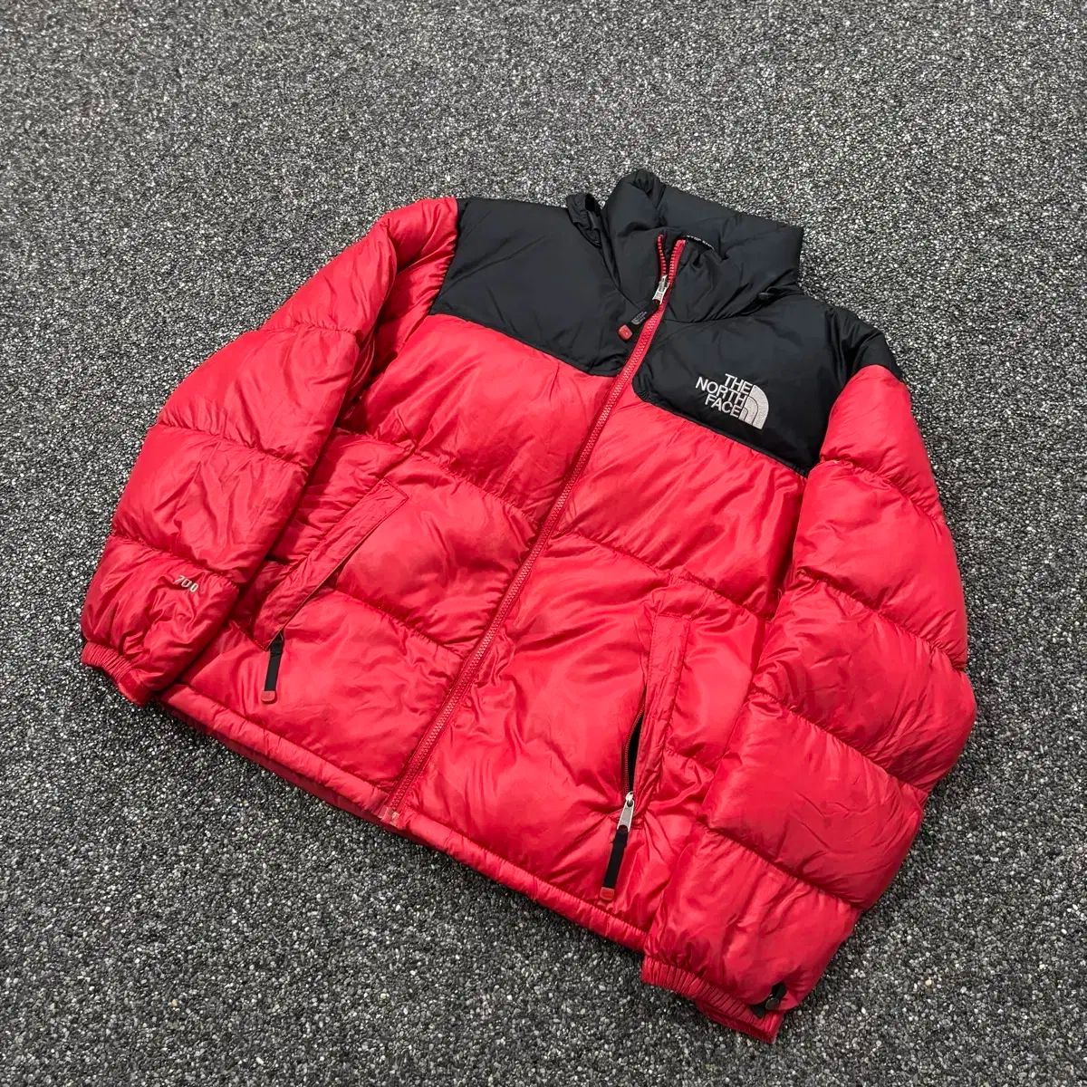THE NORTH FACE ヌプシ　赤 ノースフェイス THE NORTH FACE 正規品 メンズ アウター ヌプシ