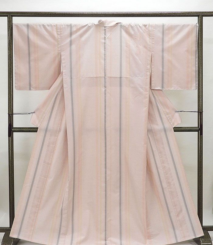 単衣 紬 仕立済 正絹 単衣 紅逢々 縦縞模様 身丈164.5cm 裄丈68cm 長井紬 仕立て上がり 着物 wd1026