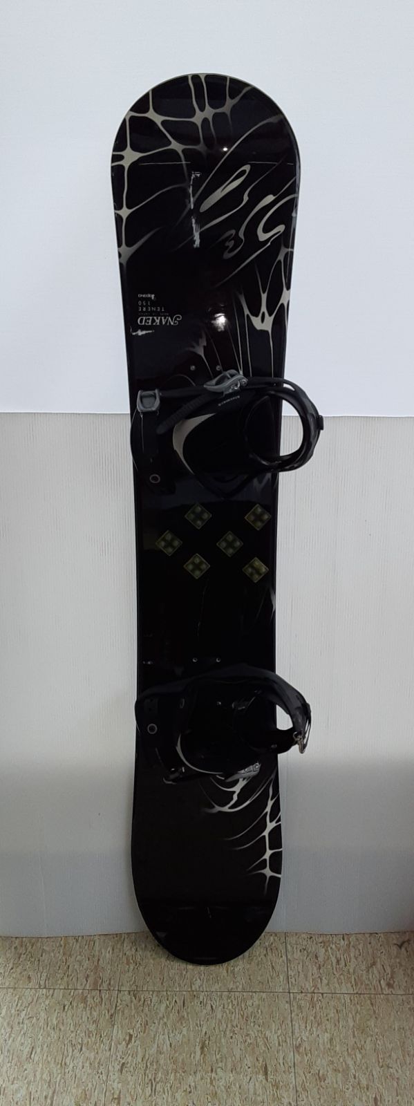 NAKED スノーボード板 ビンディングセット 150cm ブラック NAKED 割引 スノーボード板 ビンディング セット 150cm ブラック