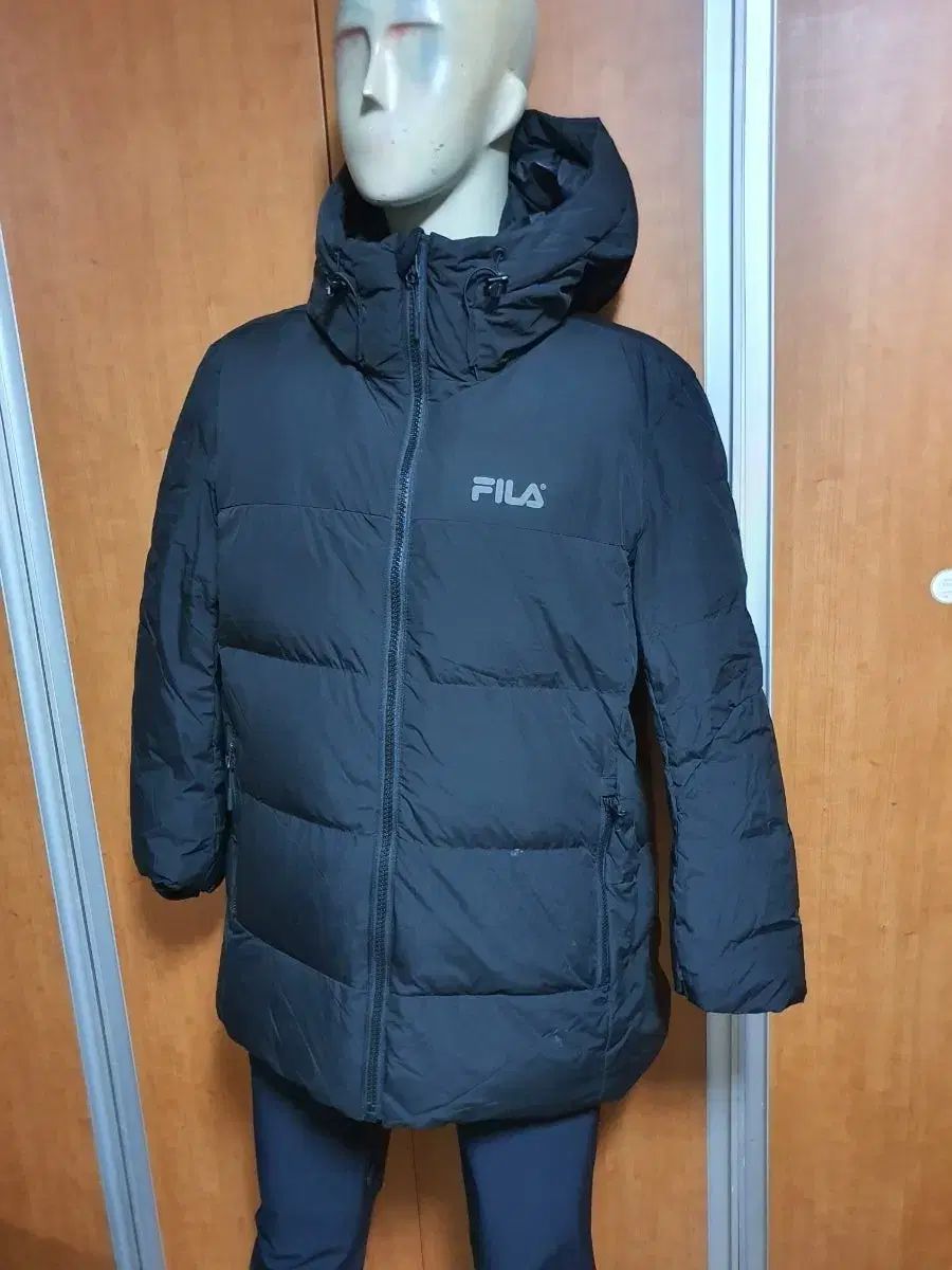 FILA ウィラドックダウンパッド 100 （ L ） です