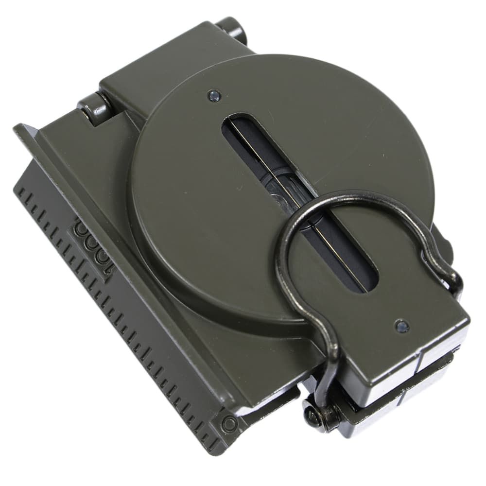 陸上自衛隊採用