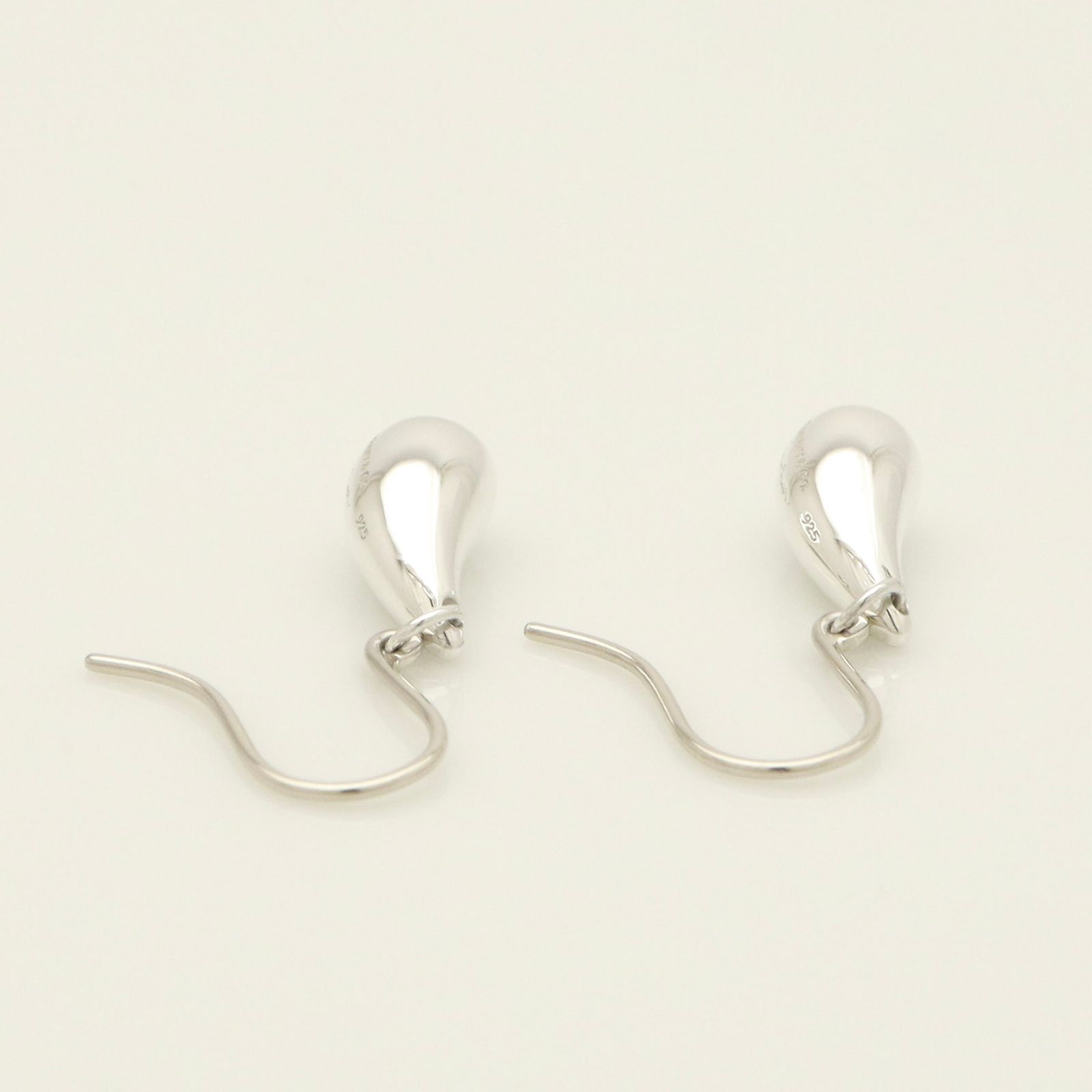 超美品　ティファニー　エルサ・ペレッティ　ティアドロップ　フック ピアス 楽天市場】TIFFANY&Co. ティファニー オープンティアドロップ
