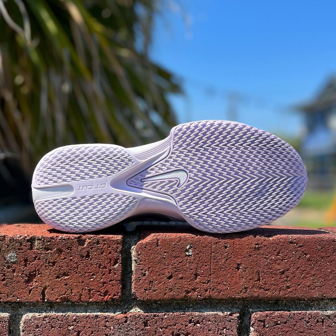 ナイキ エア ズーム GT カット クロス　最終値下げ NIKE AIR ZOOM G.T. CUT CROSS 'BARELY GRAPE' ナイキ エア