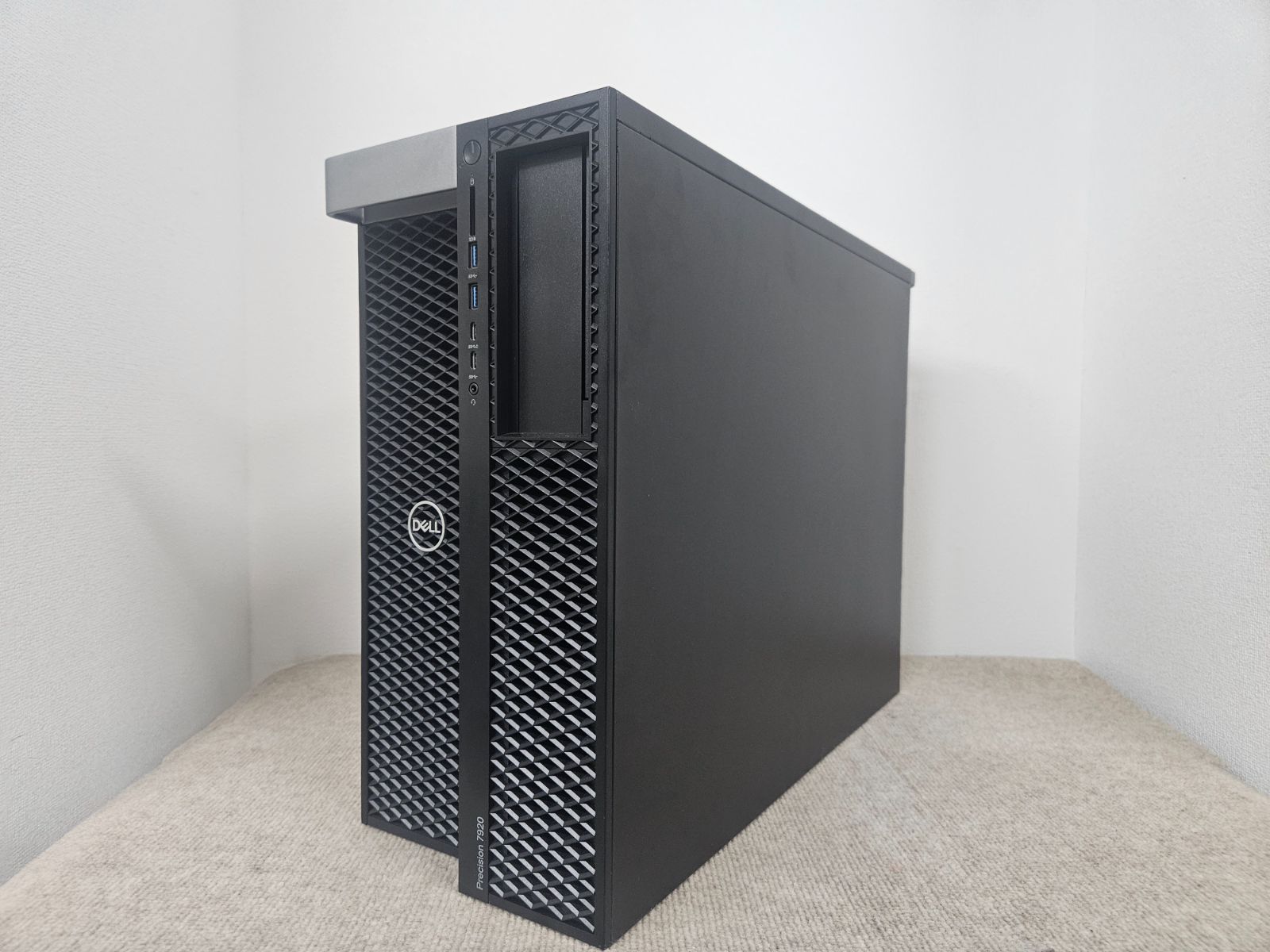 クリエイター向けAI研究 Dell Precision 7920 Xeon G 6242 第2世代 32コア64スレッド メモリ256GB SSD 1TB NVIDIA Quadro RTX4000