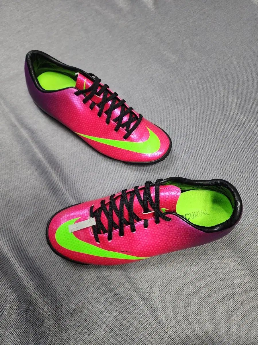NIKE(ナイキ) サッカーシューズ マーキュリアル ヴィクトリー 270 サイズ
