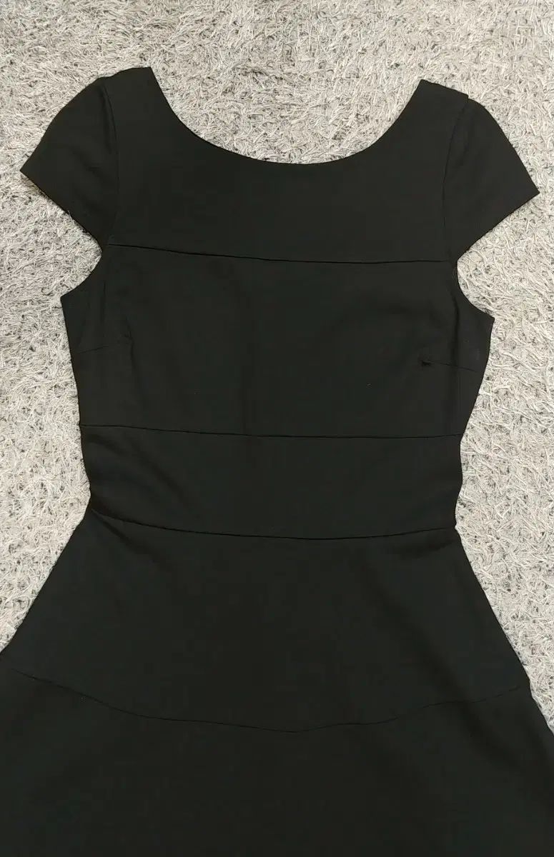 Banana Republic バナナリパブリック 黒 ワンピース