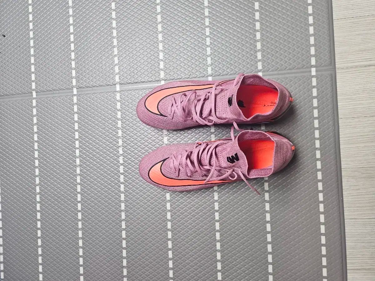 ナイキ マーキュリーエル スーパーフライ エリートFG 290 サッカーシューズ