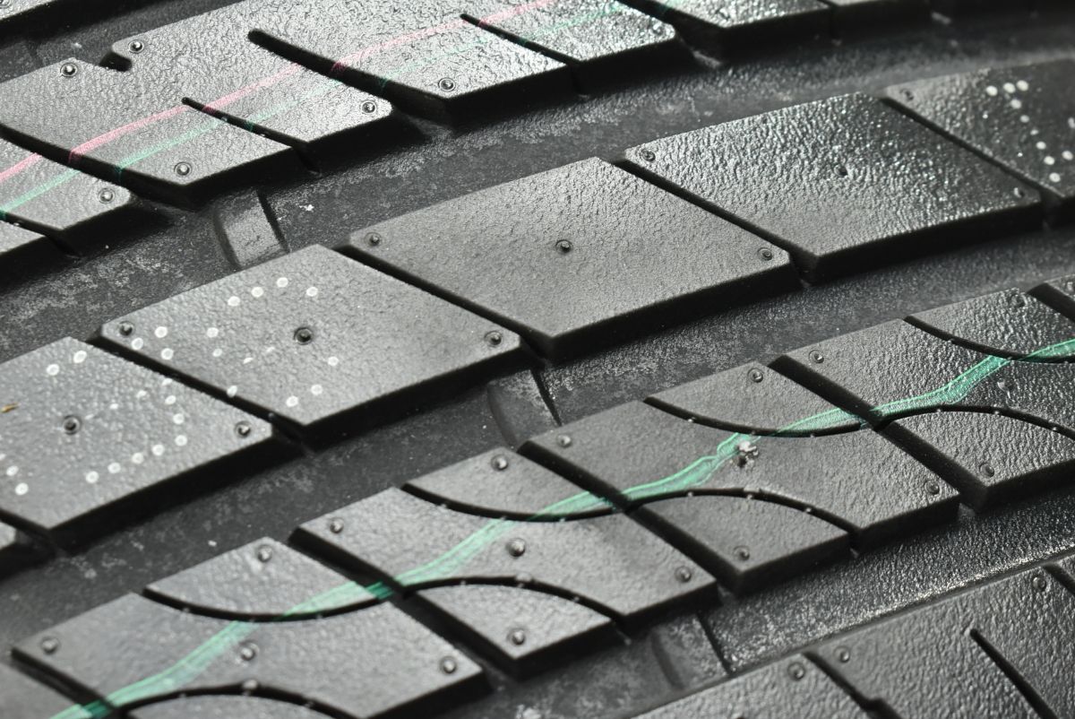 赤字覚悟の大特価。 製 バリ溝 CLEAVE RACING SS05 18in 10.5J 15 PCD114.3 グリンランダー L-ZEAL56 225 40R18 IS クラウン カムリ スカイライン 理解