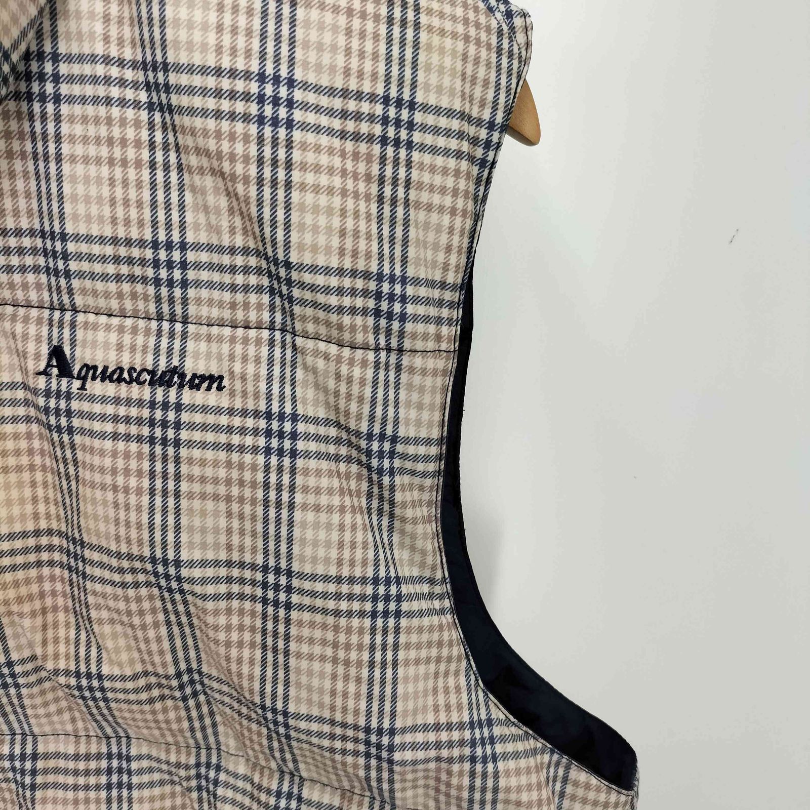アクアスキュータム ダウンベスト 現行品 アクアスキュータム AQUASCUTUM チェック柄ダウンベスト メンズ M~L